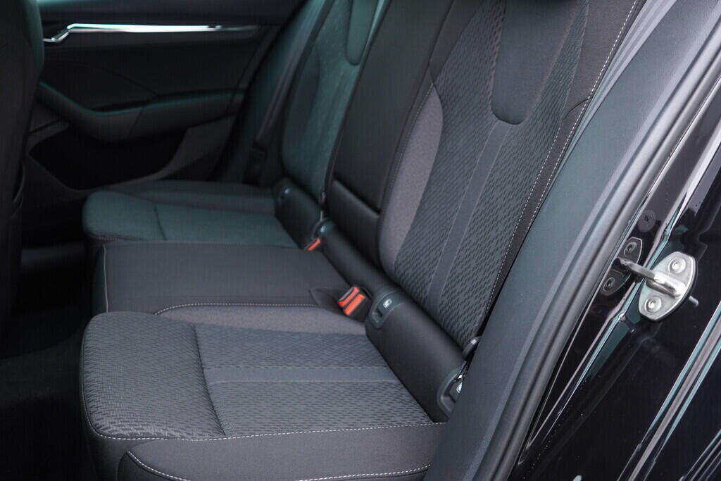 OV190V07961_30.webp_OCTAVIA Style Plus 2.0 TDI 110 kW automat, DPH