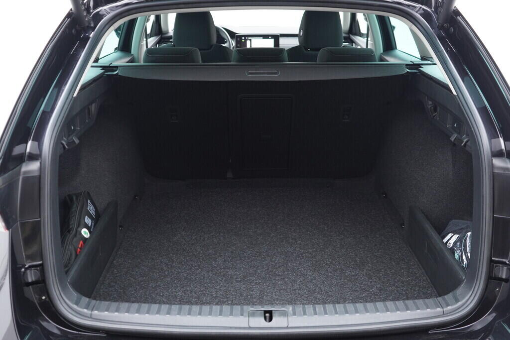 OV190V07961_45.webp_OCTAVIA Style Plus 2.0 TDI 110 kW automat, DPH