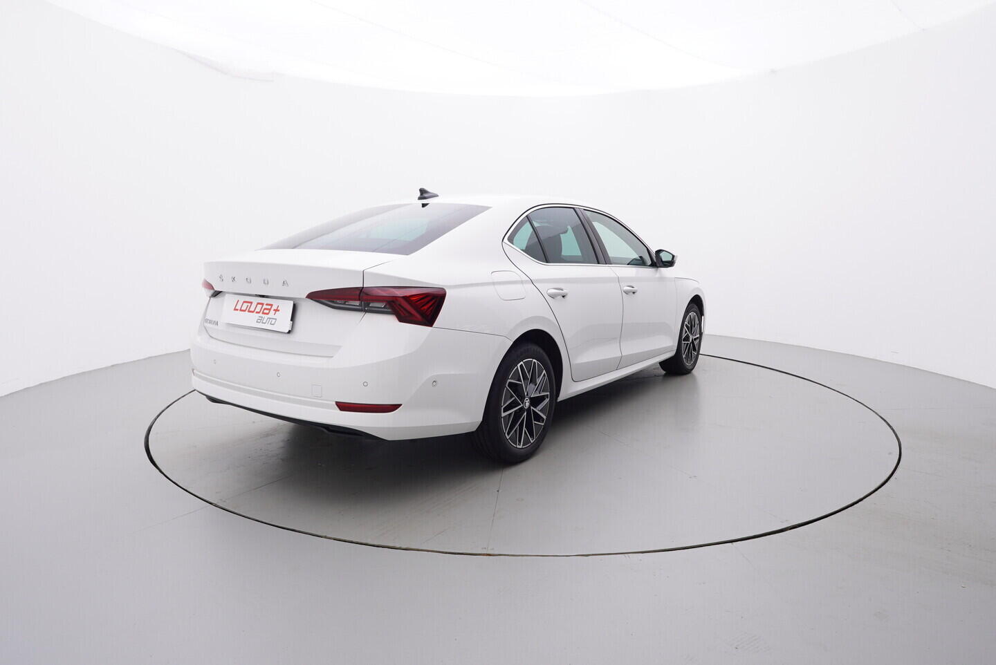 OV190V07968_14.webp_OCTAVIA Style 1.5 TSI 110 kW manuál, DPH