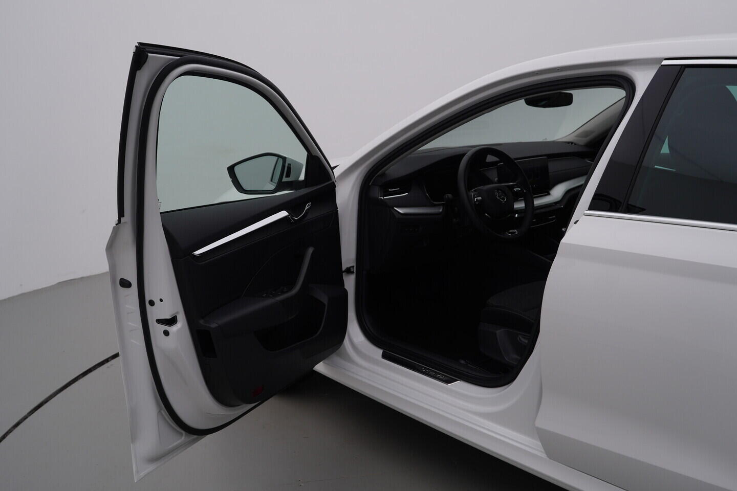 OV190V07968_18.webp_OCTAVIA Style 1.5 TSI 110 kW manuál, DPH