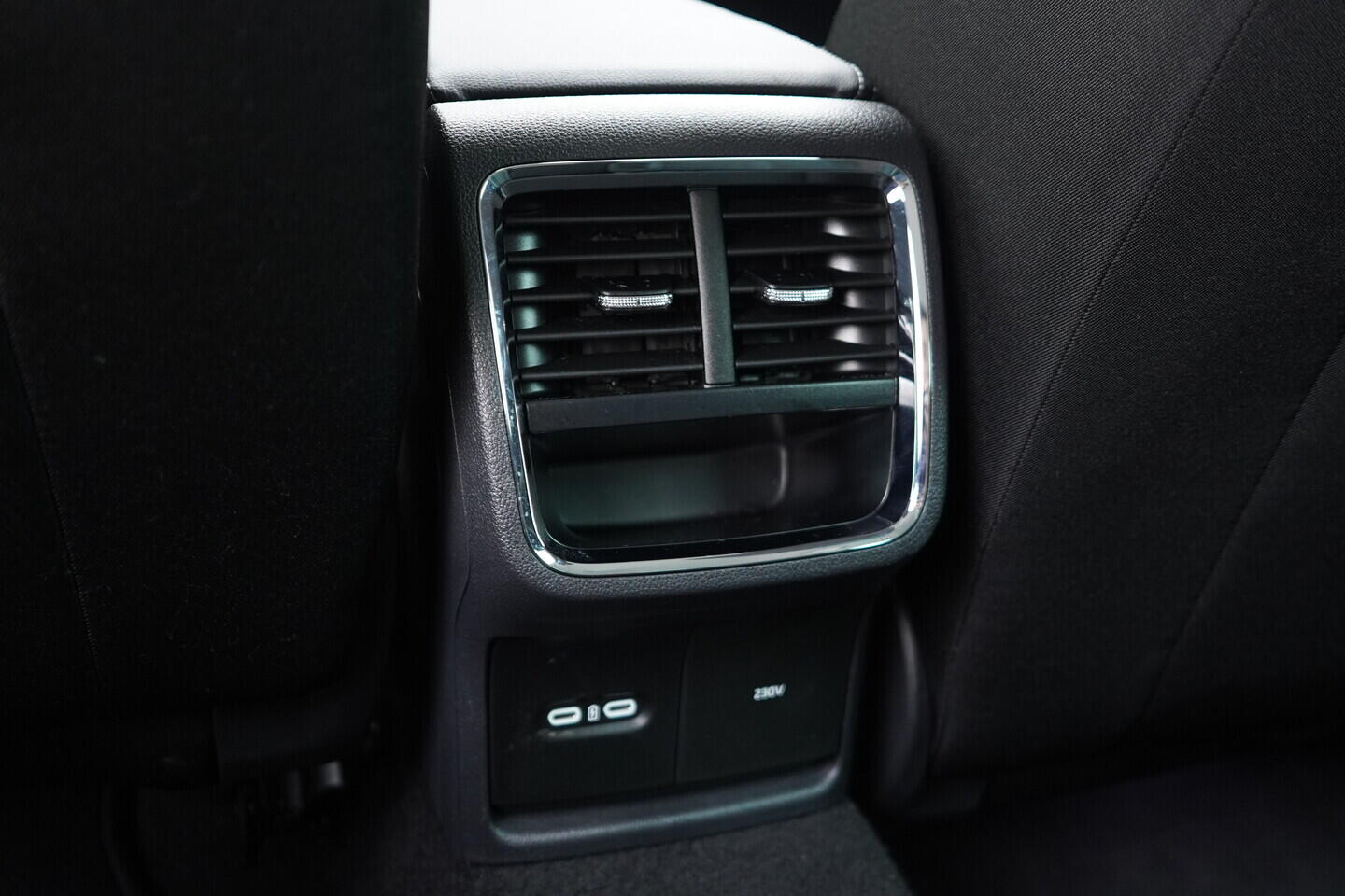 OV190V07968_28.webp_OCTAVIA Style 1.5 TSI 110 kW manuál, DPH