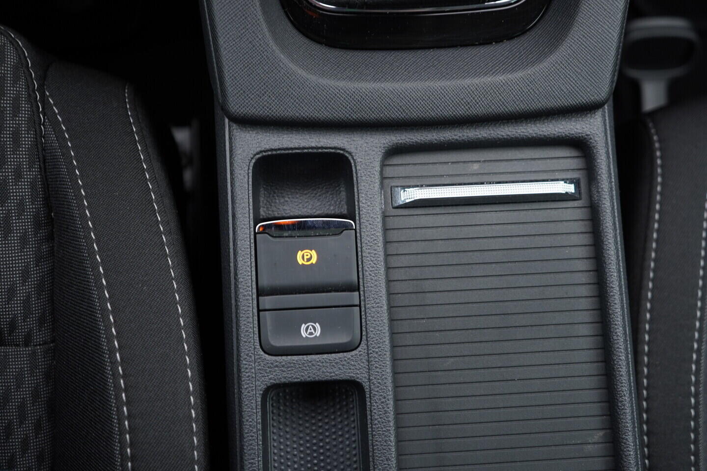 OV190V07968_38.webp_OCTAVIA Style 1.5 TSI 110 kW manuál, DPH