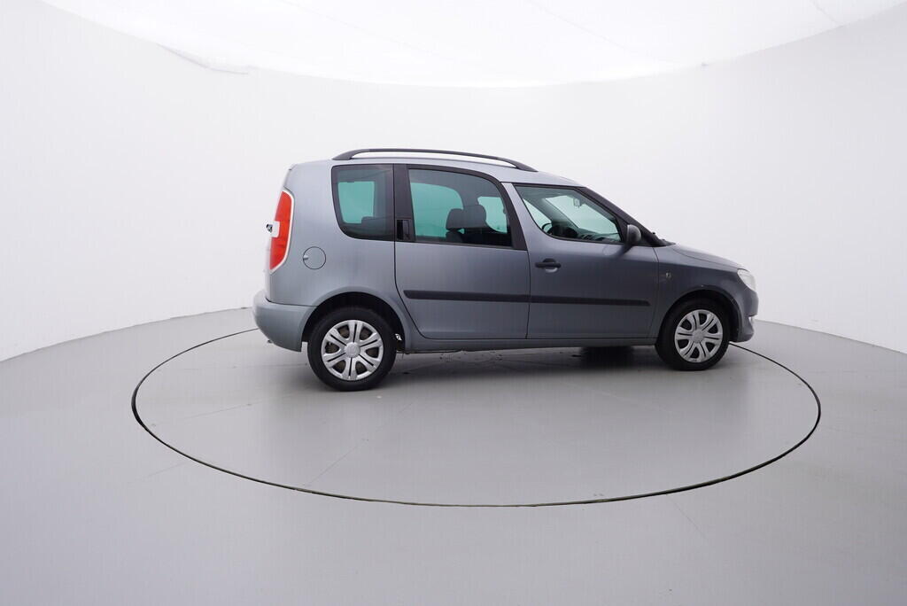 OV190V07971_15.webp_ROOMSTER Ambiente 1.6 TDI 66 kW manuál