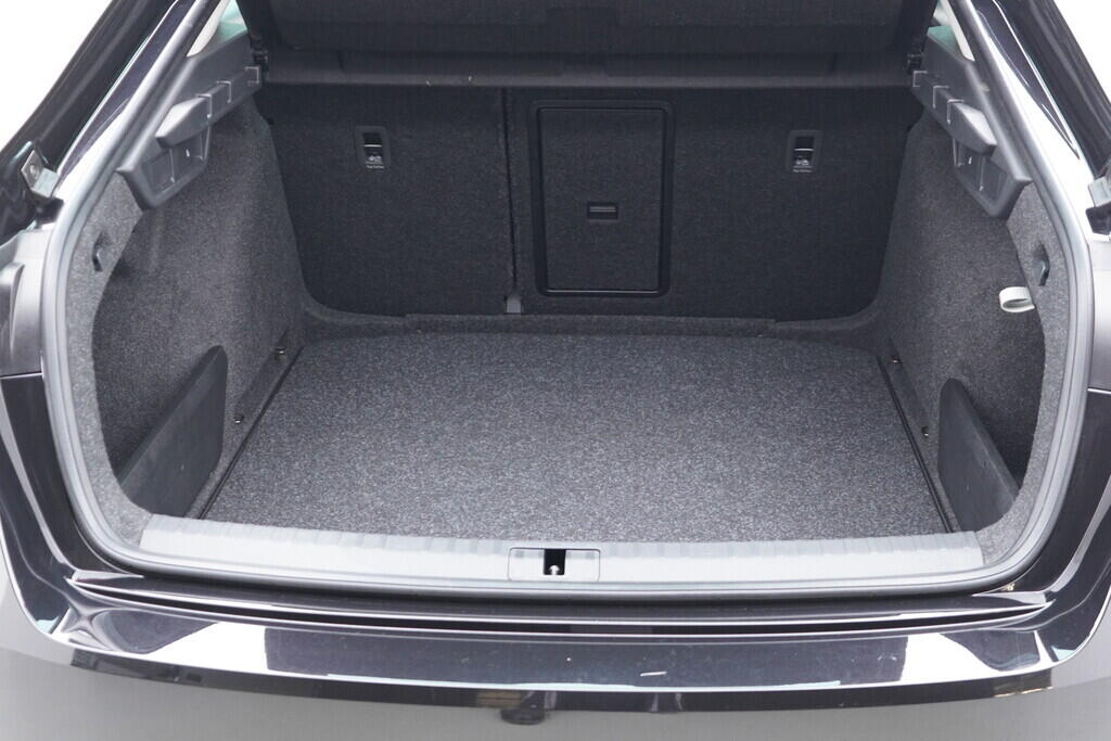 OV190V07975_35.webp_OCTAVIA Top Selection 2.0 TDI 110 kW automat, DPH