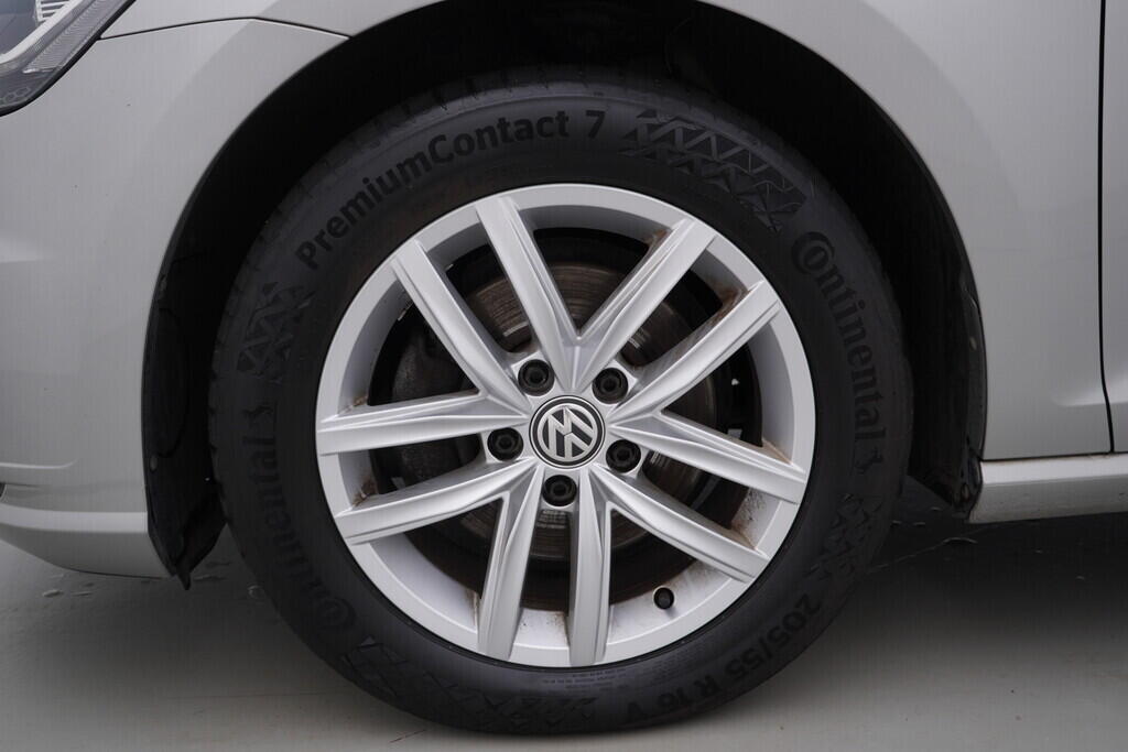 OV190V07978_40.webp_GOLF 4Motion Highline 2.0 TDI 110 kW automat
