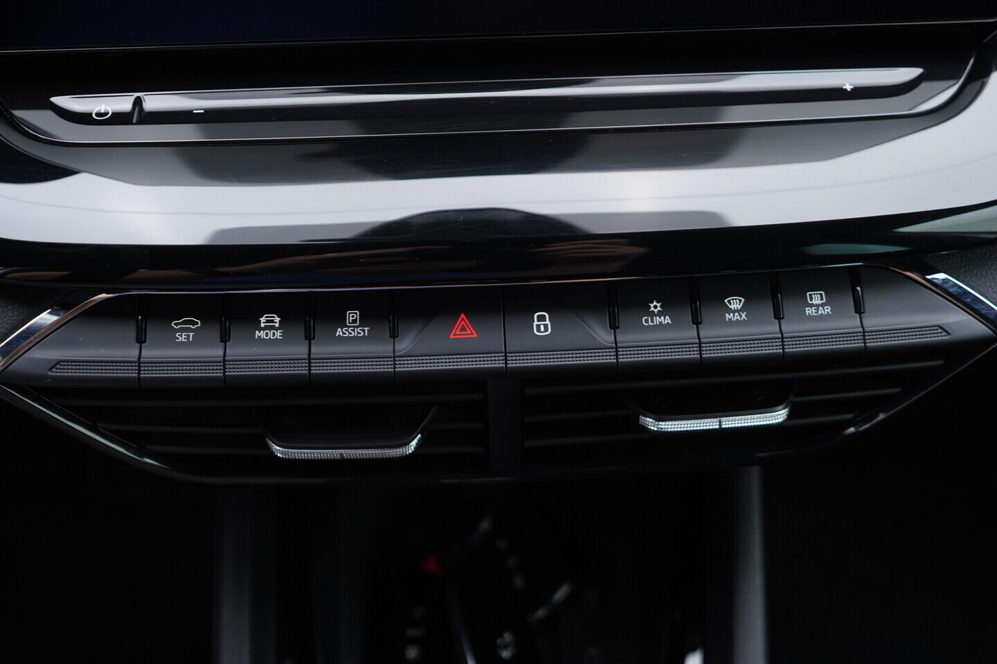 OV190V07980_37.webp_OCTAVIA SportLine 2.0 TDI 110 kW automat, DPH