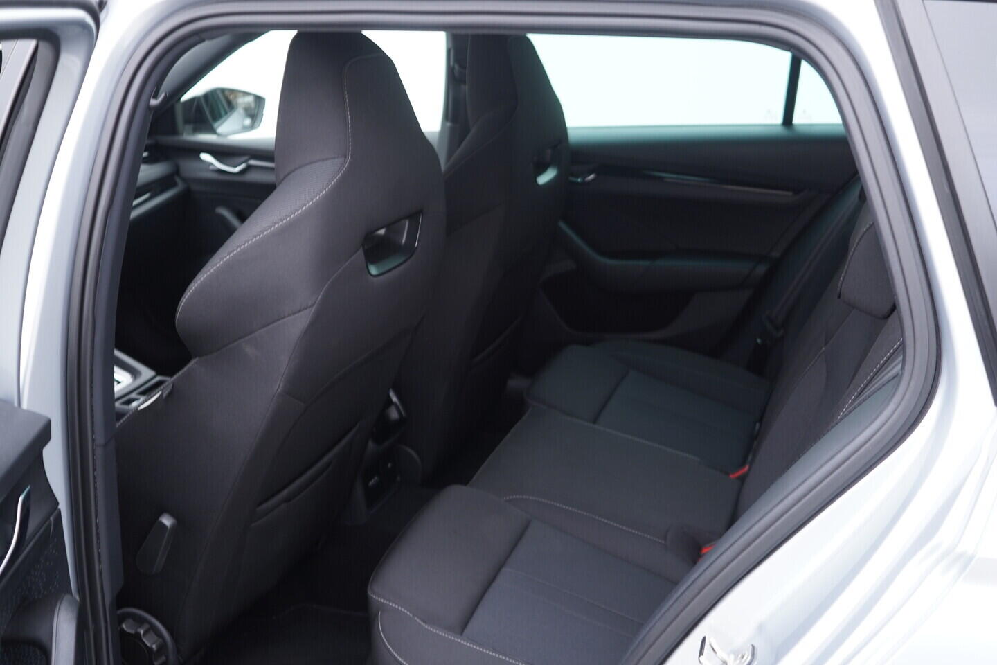 OV190V07980_39.webp_OCTAVIA SportLine 2.0 TDI 110 kW automat, DPH