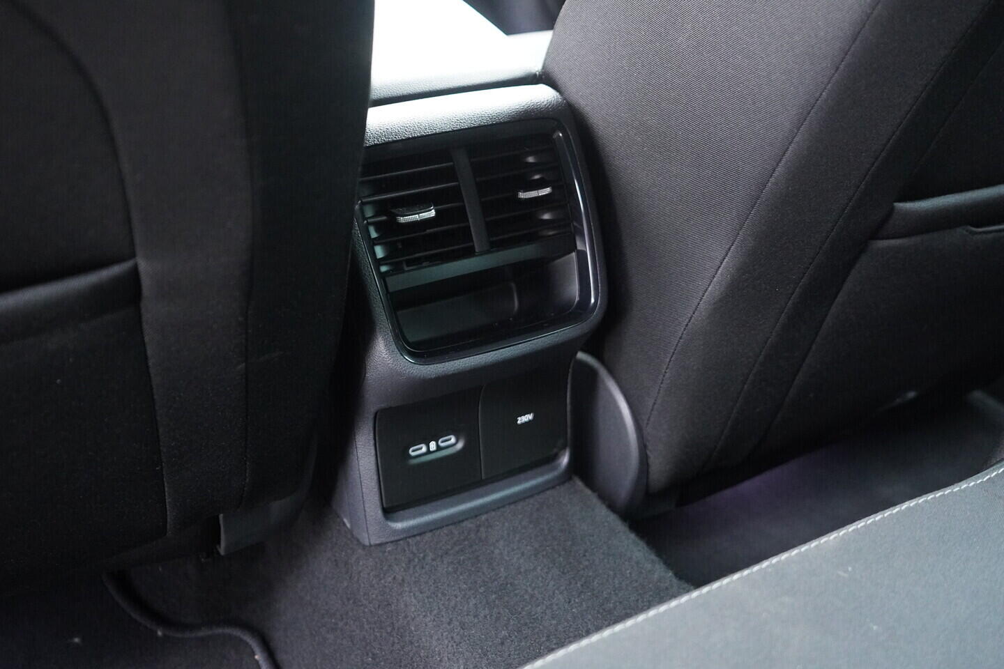 OV190V07980_40.webp_OCTAVIA SportLine 2.0 TDI 110 kW automat, DPH