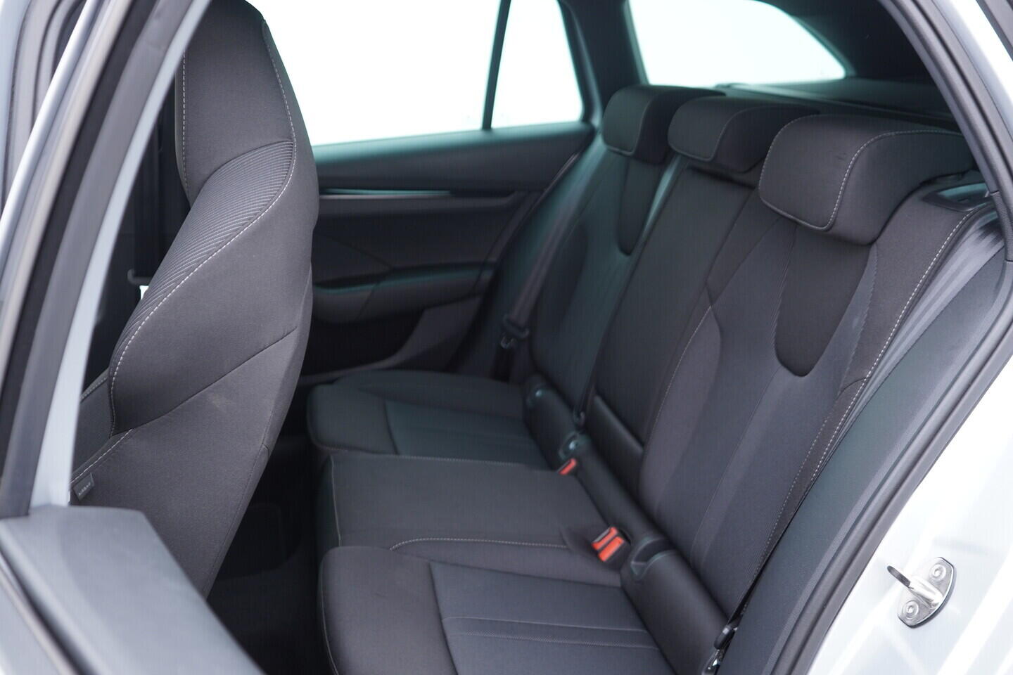 OV190V07980_41.webp_OCTAVIA SportLine 2.0 TDI 110 kW automat, DPH