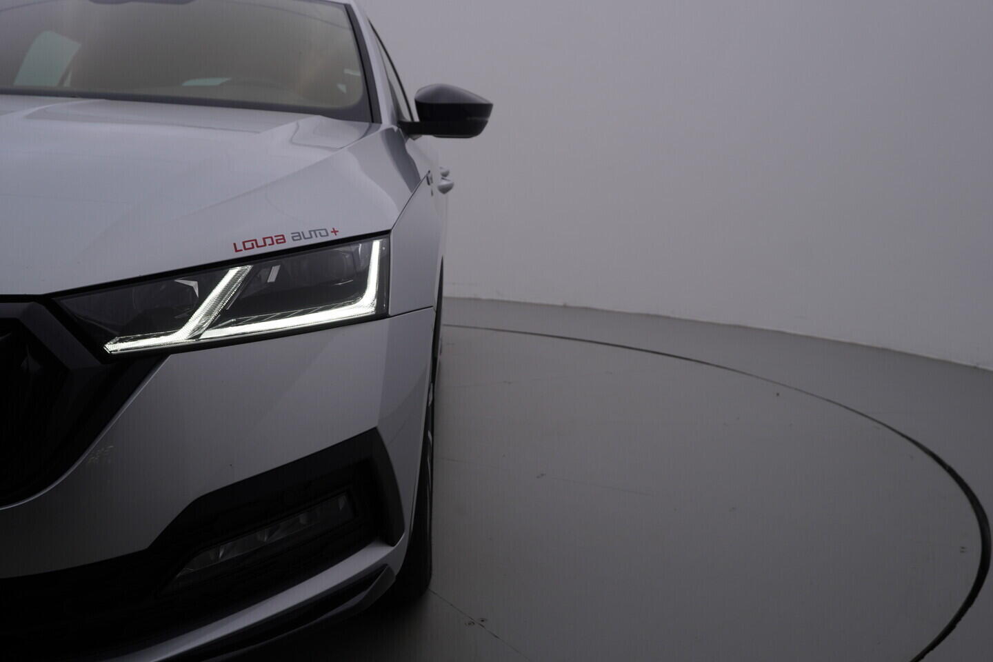 OV190V07980_50.webp_OCTAVIA SportLine 2.0 TDI 110 kW automat, DPH