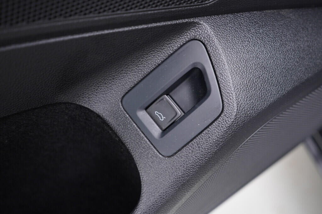 OV190V07989_21.webp_PASSAT  2.0 TDI 110 kW automat