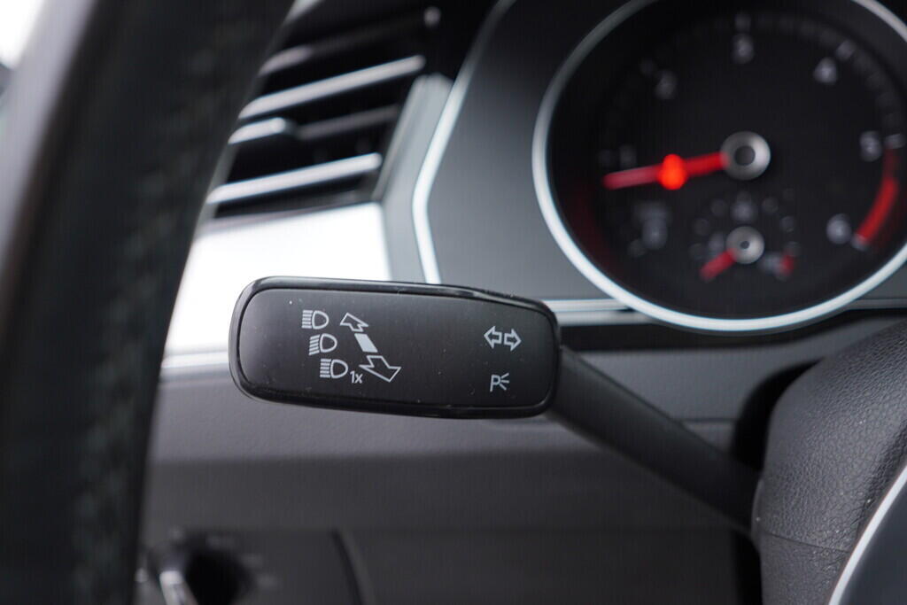 OV190V07989_26.webp_PASSAT  2.0 TDI 110 kW automat