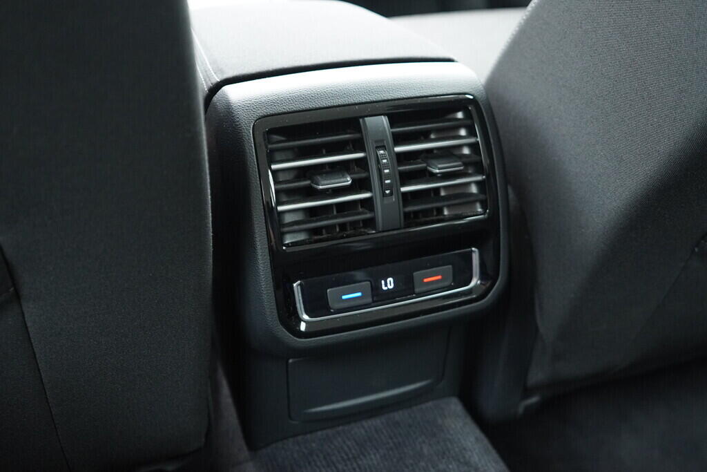 OV190V07989_30.webp_PASSAT  2.0 TDI 110 kW automat