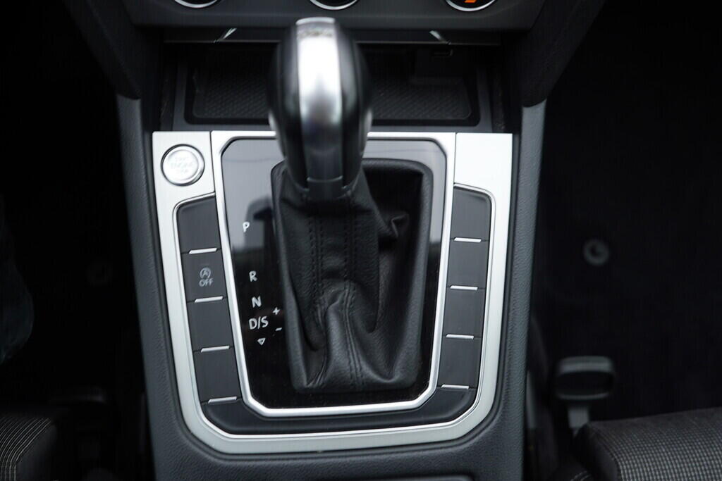 OV190V07989_39.webp_PASSAT  2.0 TDI 110 kW automat