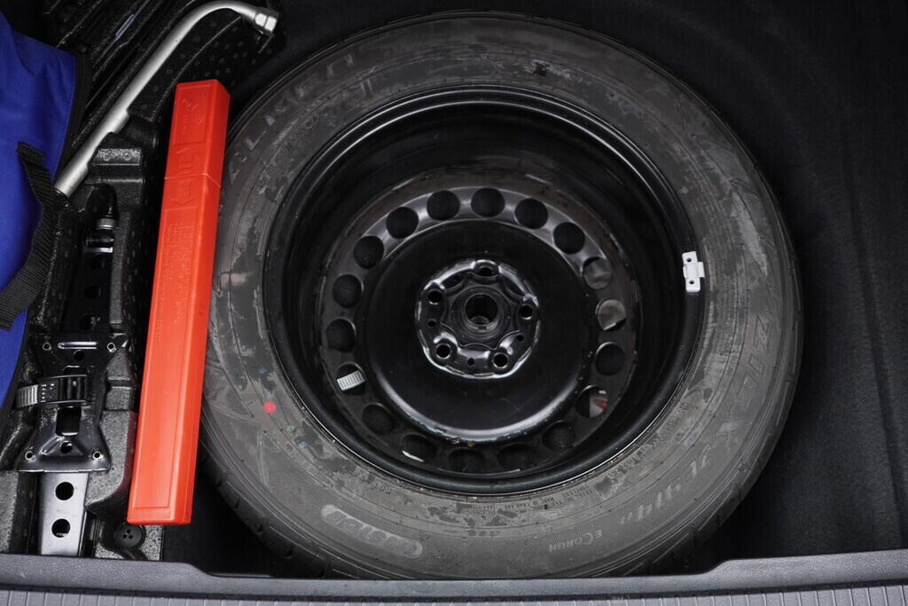 OV190V07989_42.webp_PASSAT  2.0 TDI 110 kW automat