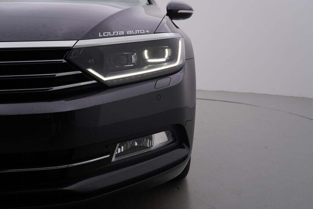 OV190V07989_47.webp_PASSAT  2.0 TDI 110 kW automat