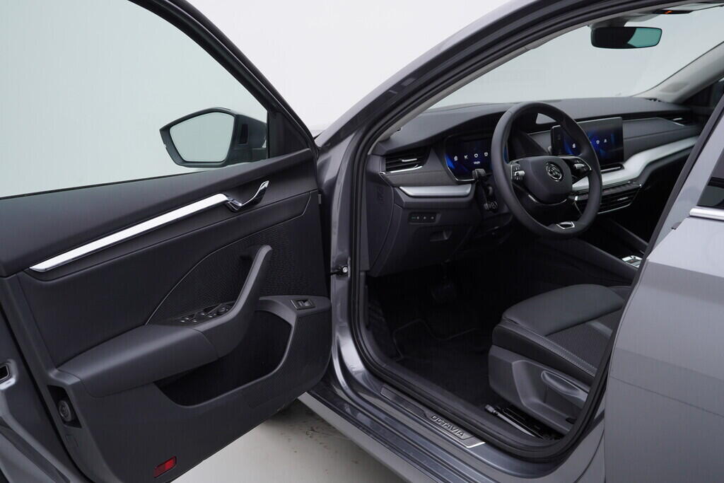 OV190V07991_18.webp_OCTAVIA Style Plus 2.0 TDI 110 kW automat, DPH