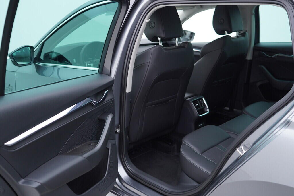 OV190V07991_38.webp_OCTAVIA Style Plus 2.0 TDI 110 kW automat, DPH