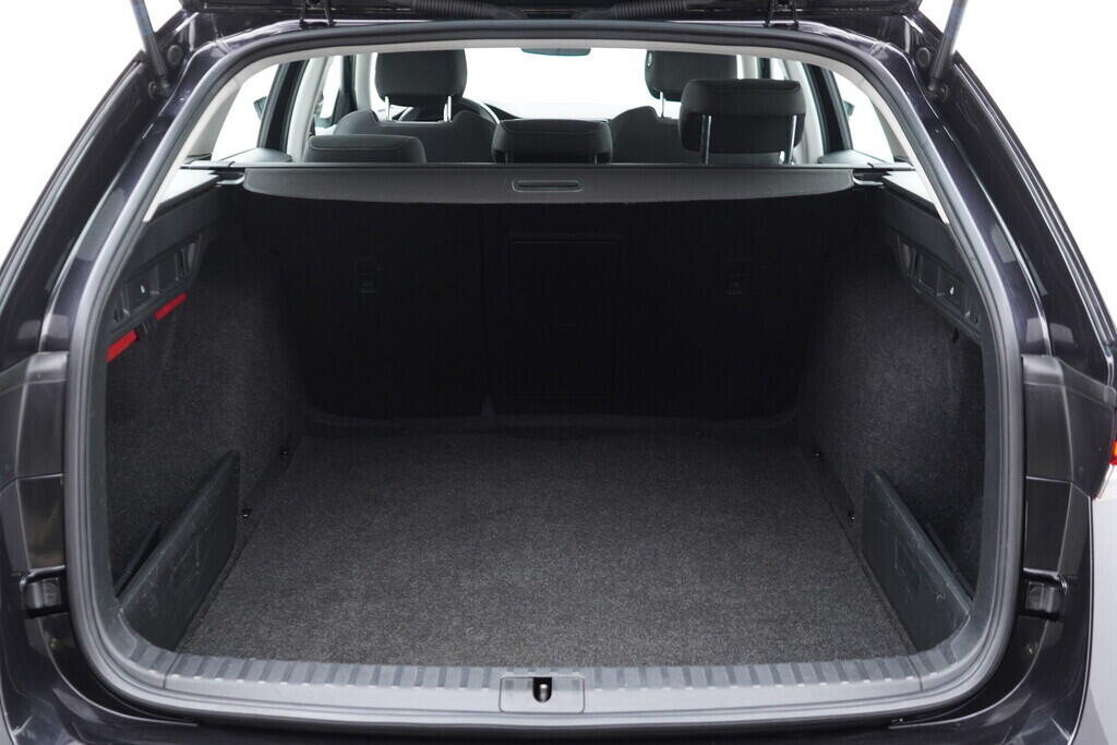 OV190V07992_41.webp_OCTAVIA Style 2.0 TDI 110 kW automat, DPH