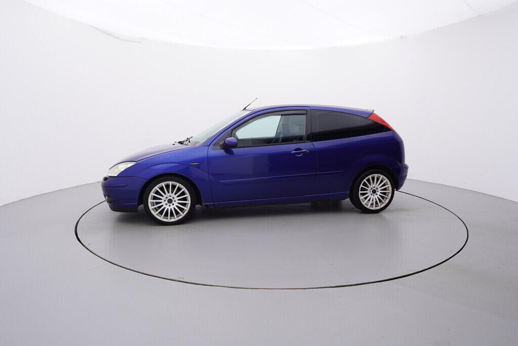 OV190V08005_11.webp_FOCUS ST 2.0  127 kW manuál