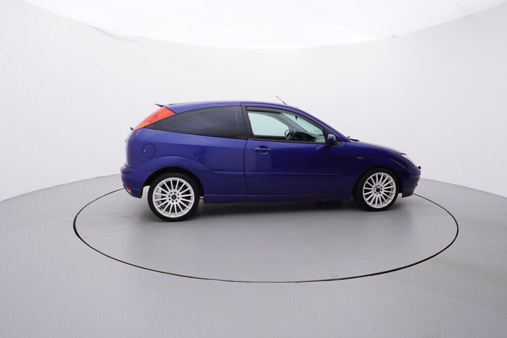 OV190V08005_15.webp_FOCUS ST 2.0  127 kW manuál