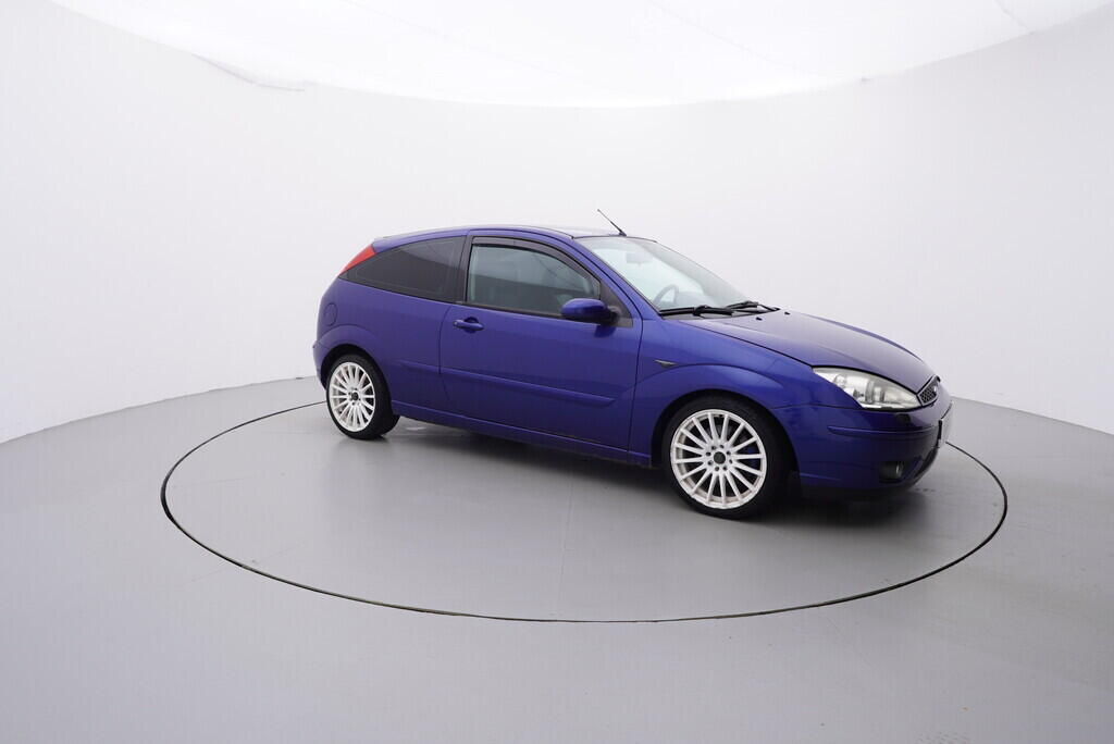OV190V08005_16.webp_FOCUS ST 2.0  127 kW manuál
