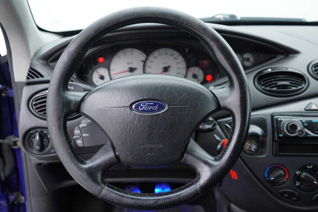 OV190V08005_30.webp_FOCUS ST 2.0  127 kW manuál