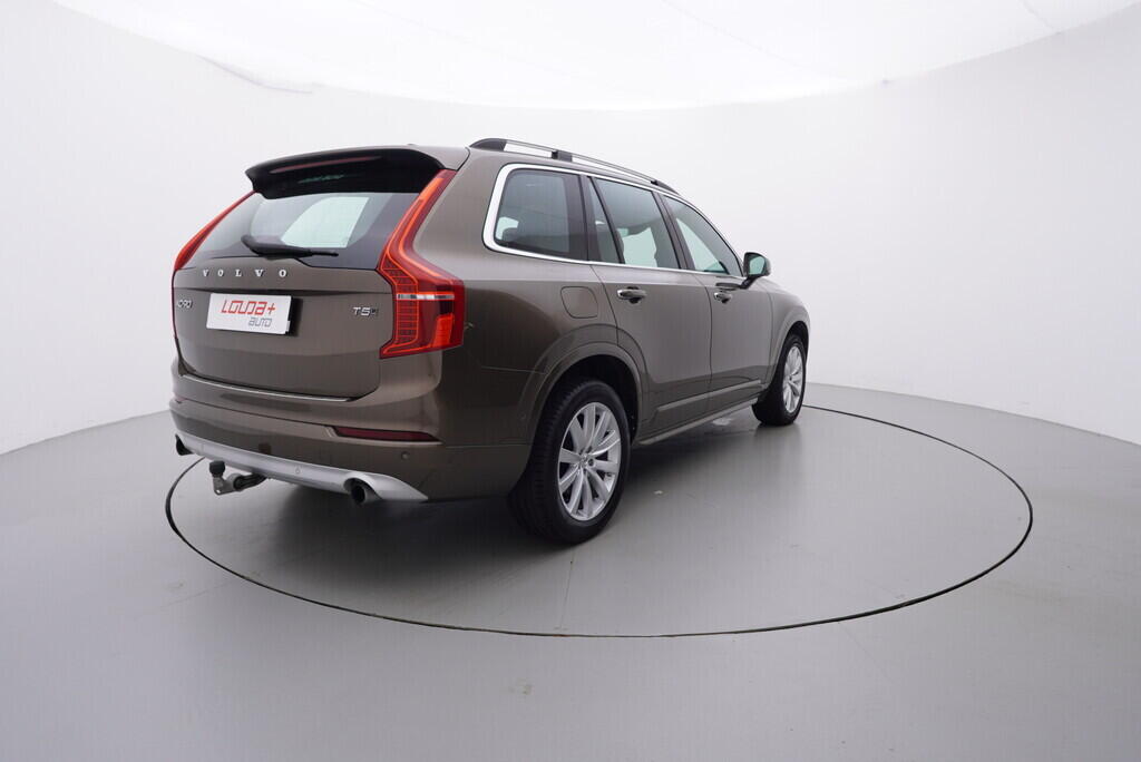 OV190V08019_14.webp_XC90  2.0  187 kW automat