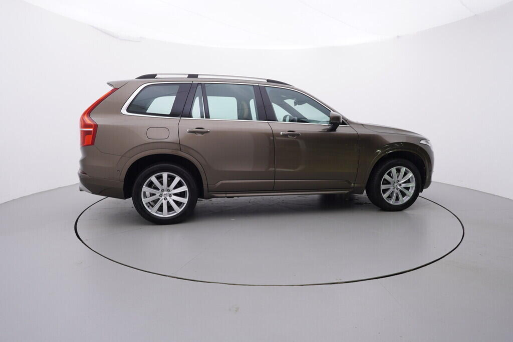 OV190V08019_15.webp_XC90  2.0  187 kW automat