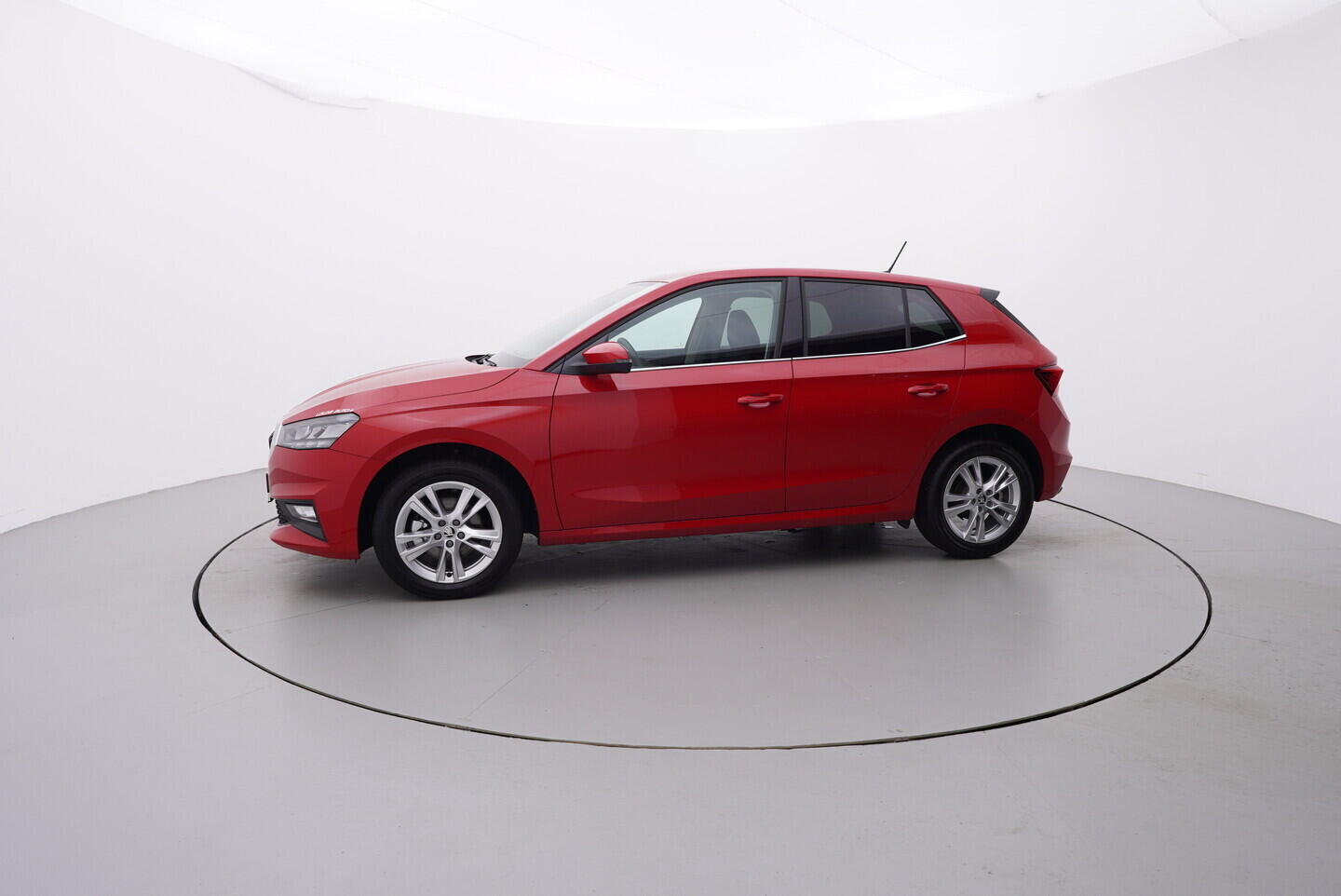 OV190V08025_11.webp_FABIA  1.0 TSI 85 kW manuál, DPH