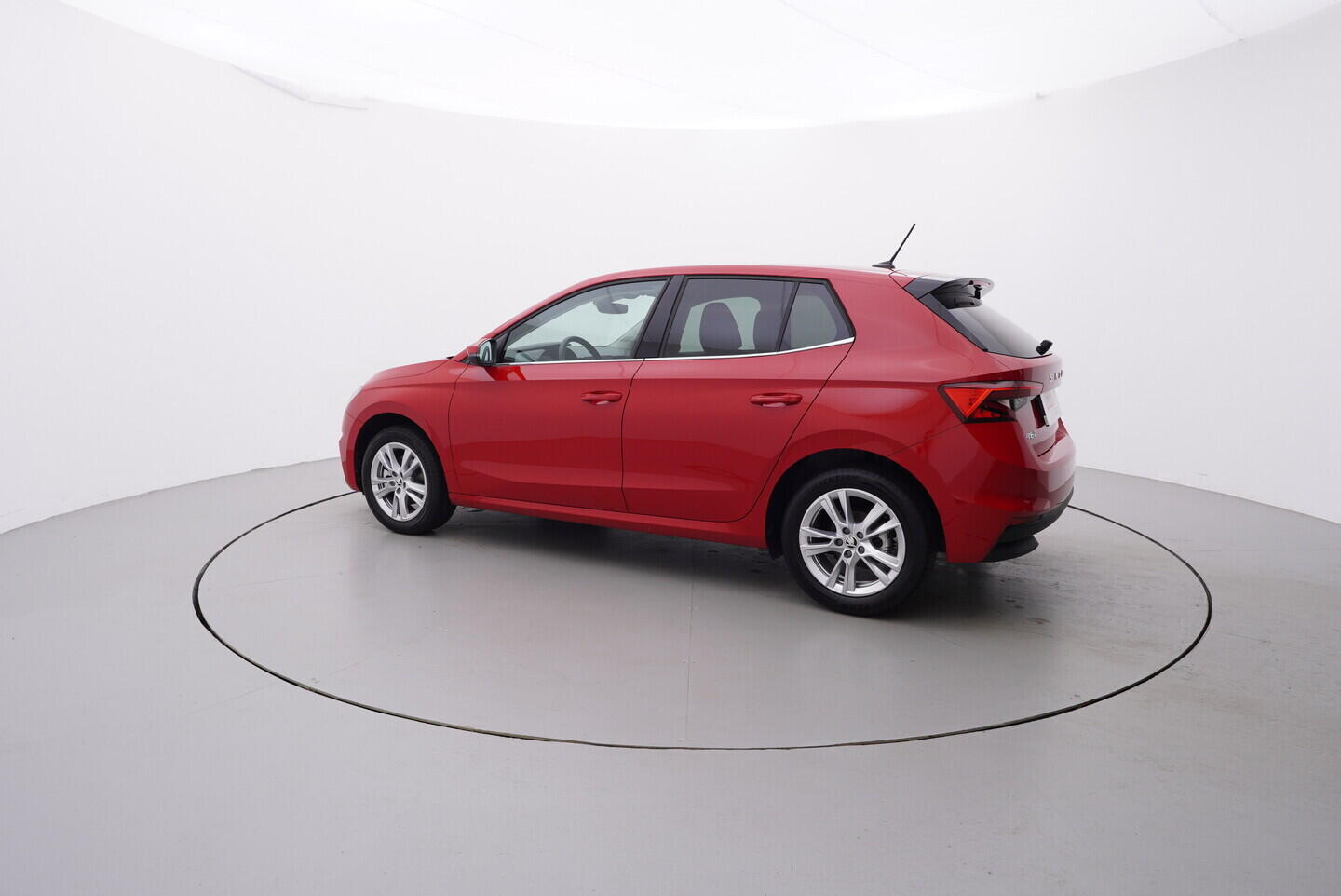 OV190V08025_12.webp_FABIA  1.0 TSI 85 kW manuál, DPH