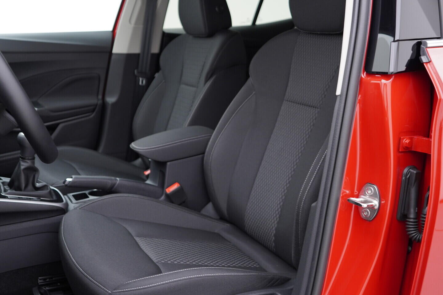 OV190V08025_22.webp_FABIA  1.0 TSI 85 kW manuál, DPH