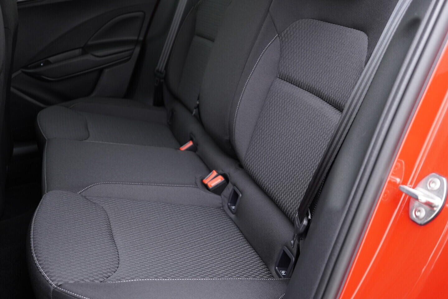 OV190V08025_28.webp_FABIA  1.0 TSI 85 kW manuál, DPH