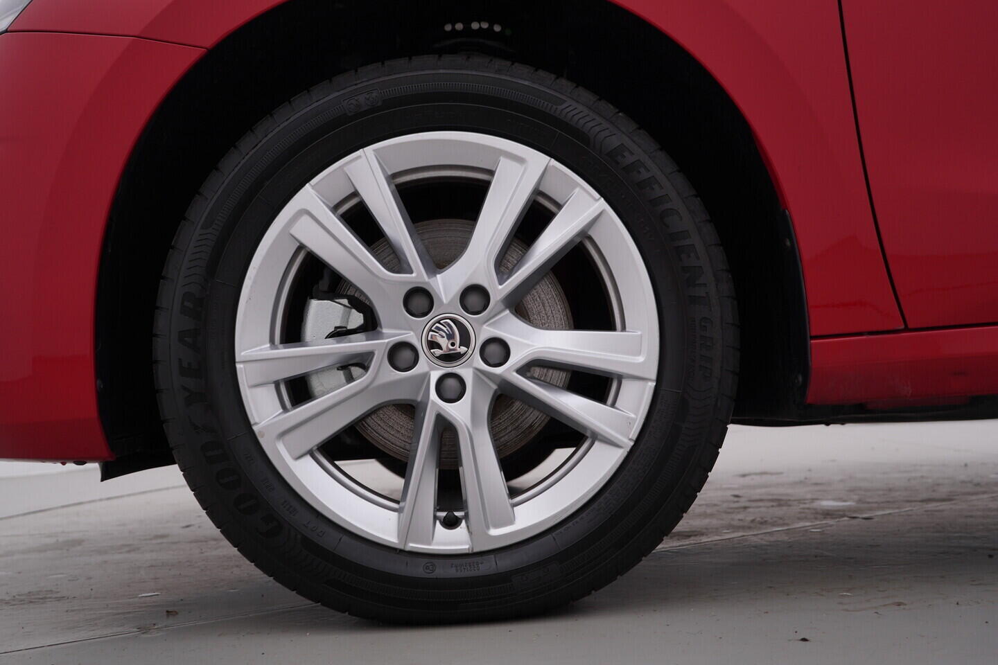 OV190V08025_38.webp_FABIA  1.0 TSI 85 kW manuál, DPH