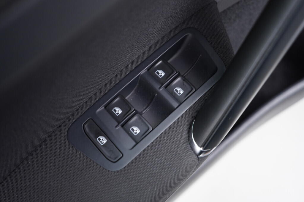 OV190V08029_20.webp_GOLF Comfortline  1.4 TSI 110 kW manuál