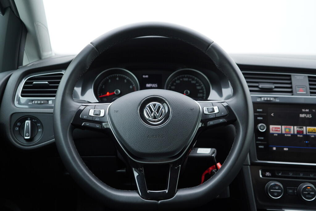 OV190V08029_27.webp_GOLF Comfortline  1.4 TSI 110 kW manuál