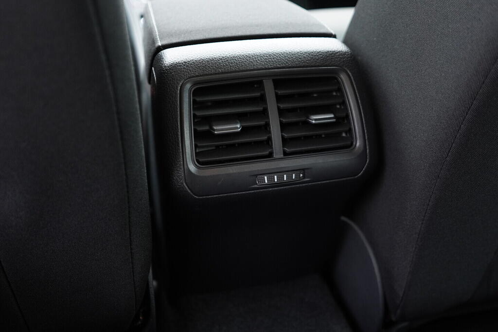 OV190V08029_29.webp_GOLF Comfortline  1.4 TSI 110 kW manuál