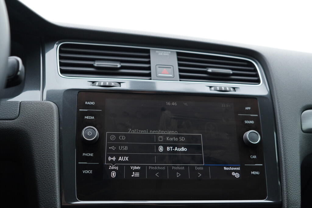 OV190V08029_32.webp_GOLF Comfortline  1.4 TSI 110 kW manuál