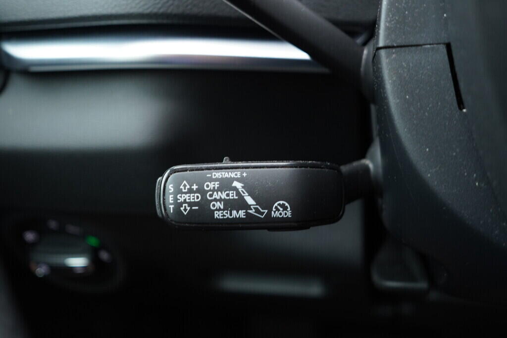 OV190V08035_25.webp_KAROQ Style 2.0 TDI 110 kW automat
