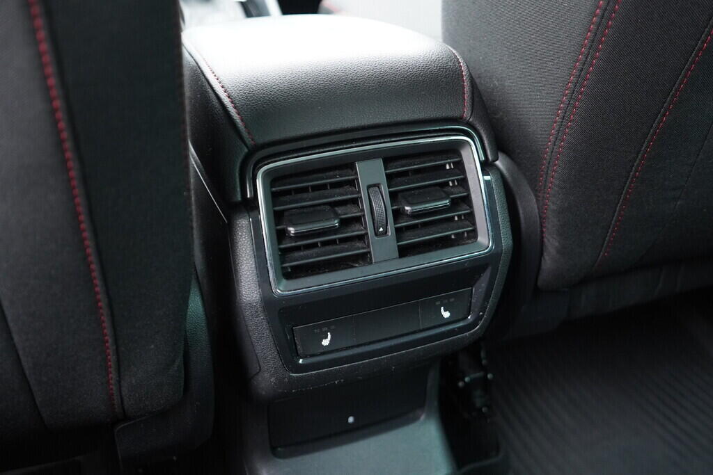OV190V08035_29.webp_KAROQ Style 2.0 TDI 110 kW automat