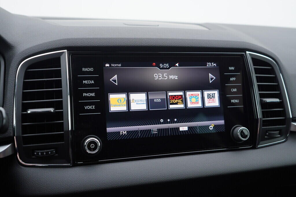 OV190V08035_32.webp_KAROQ Style 2.0 TDI 110 kW automat