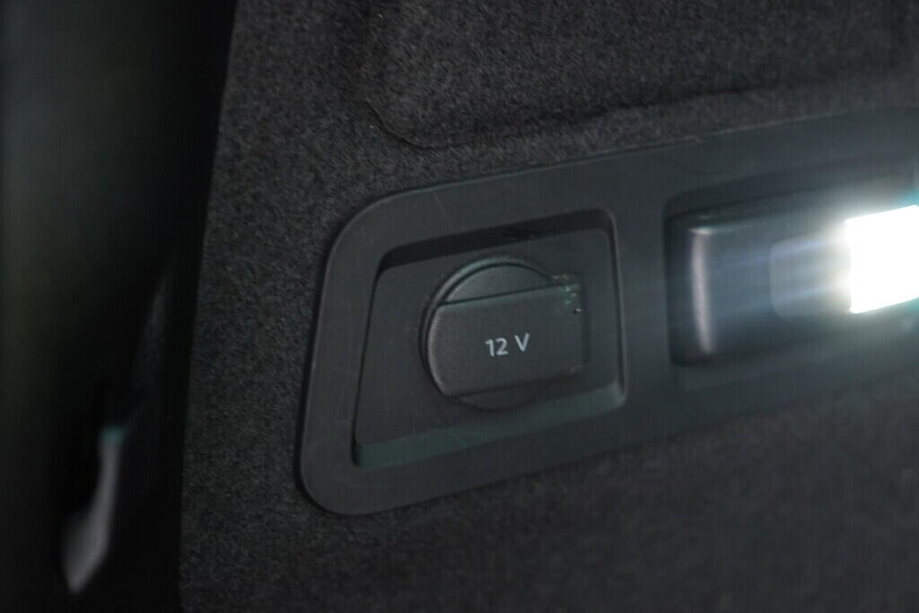 OV190V08035_40.webp_KAROQ Style 2.0 TDI 110 kW automat