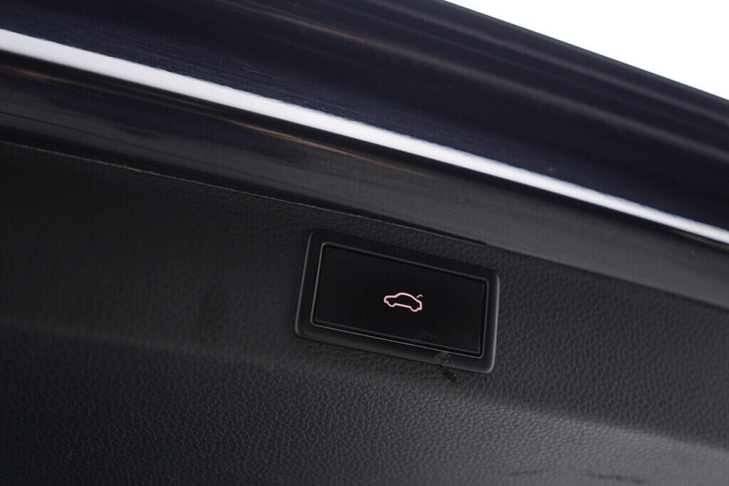 OV190V08035_42.webp_KAROQ Style 2.0 TDI 110 kW automat