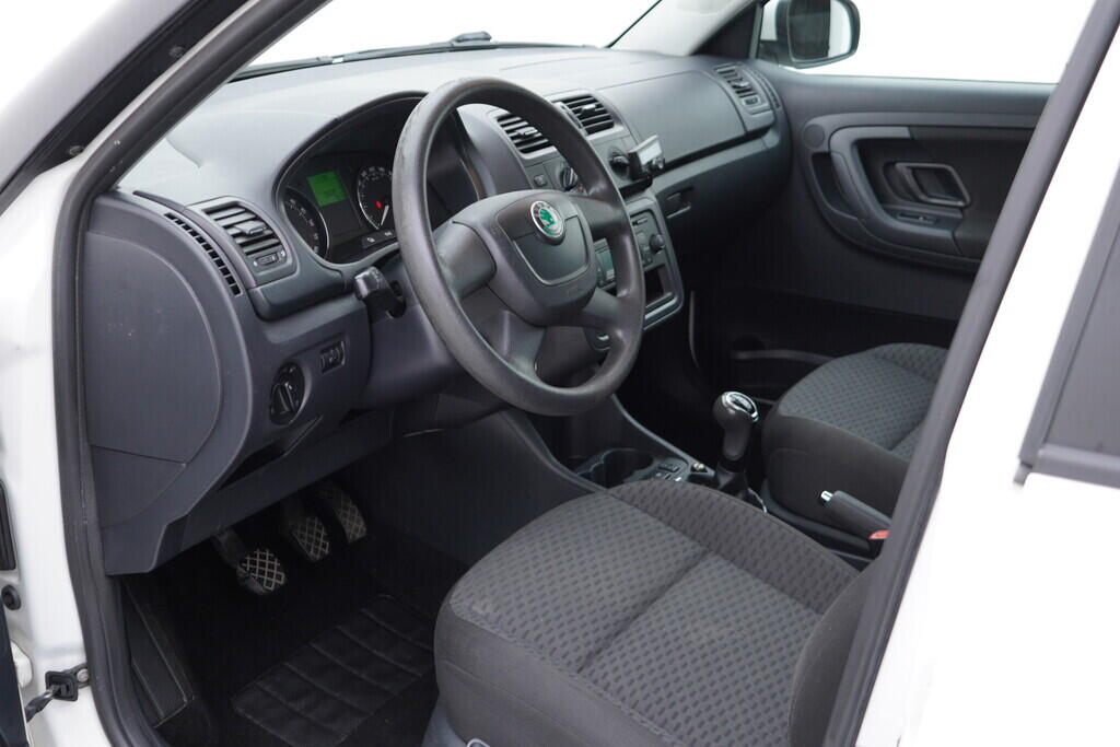 OV190V08036_18.webp_FABIA Ambition 1.6 TDI 66 kW manuál