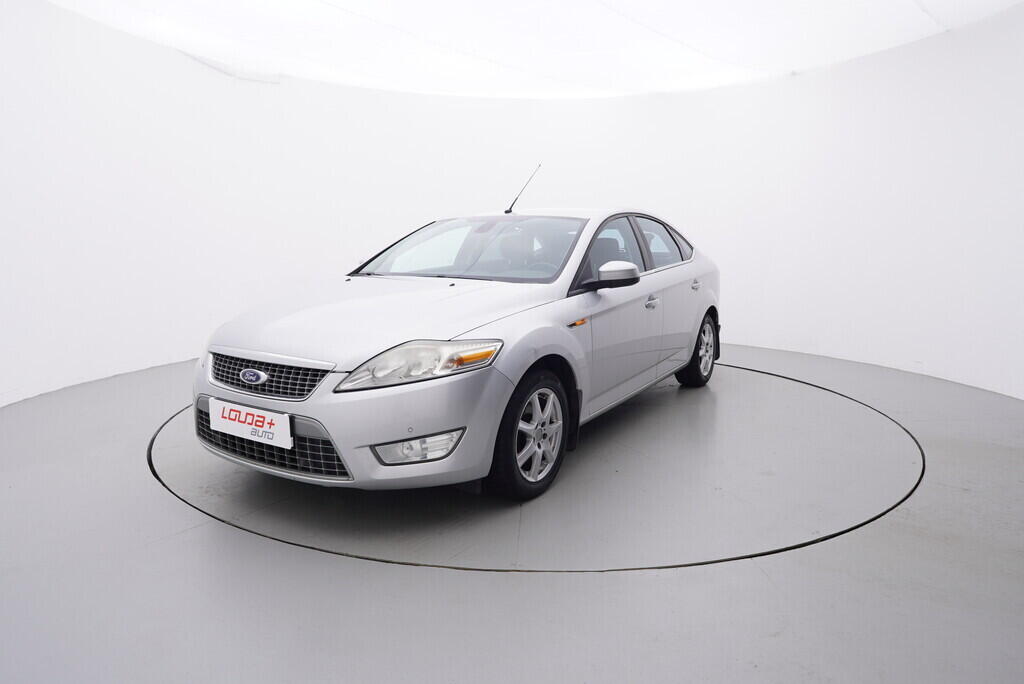 OV190V08046_10.webp_MONDEO Titanium 2.0  107 kW manuál