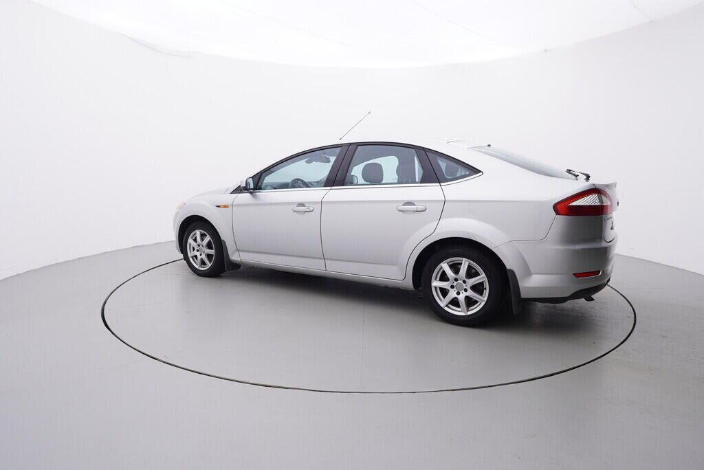 OV190V08046_12.webp_MONDEO Titanium 2.0  107 kW manuál
