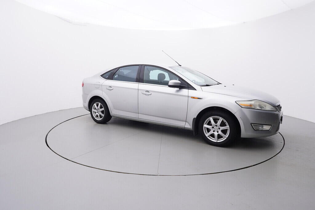 OV190V08046_16.webp_MONDEO Titanium 2.0  107 kW manuál