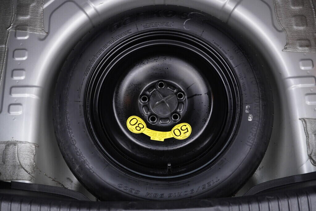 OV190V08046_36.webp_MONDEO Titanium 2.0  107 kW manuál