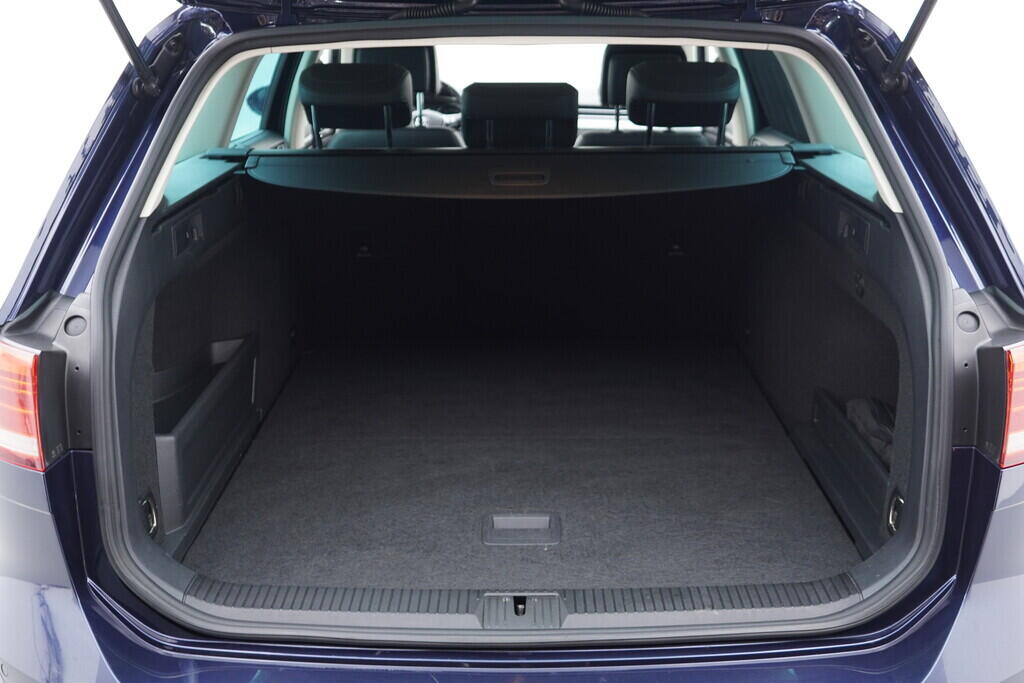 OV190V08048_43.webp_PASSAT ALLTRACK Alltrack 2.0 TSI 162 kW automat