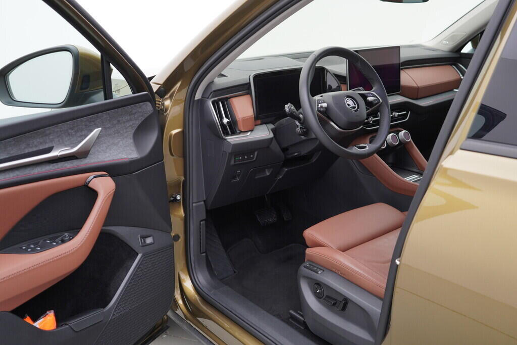 OV190V08056_18.webp_KODIAQ Selection 2.0 TDI 142 kW automat, DPH